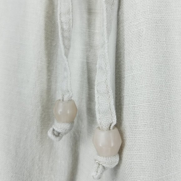 Erika Women's Embroidered Embellished XL Capri Pants - Picture 11 of 15